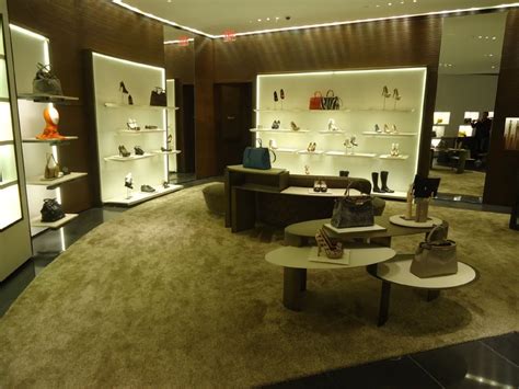 fendi strandtas|fendi short hills nj.